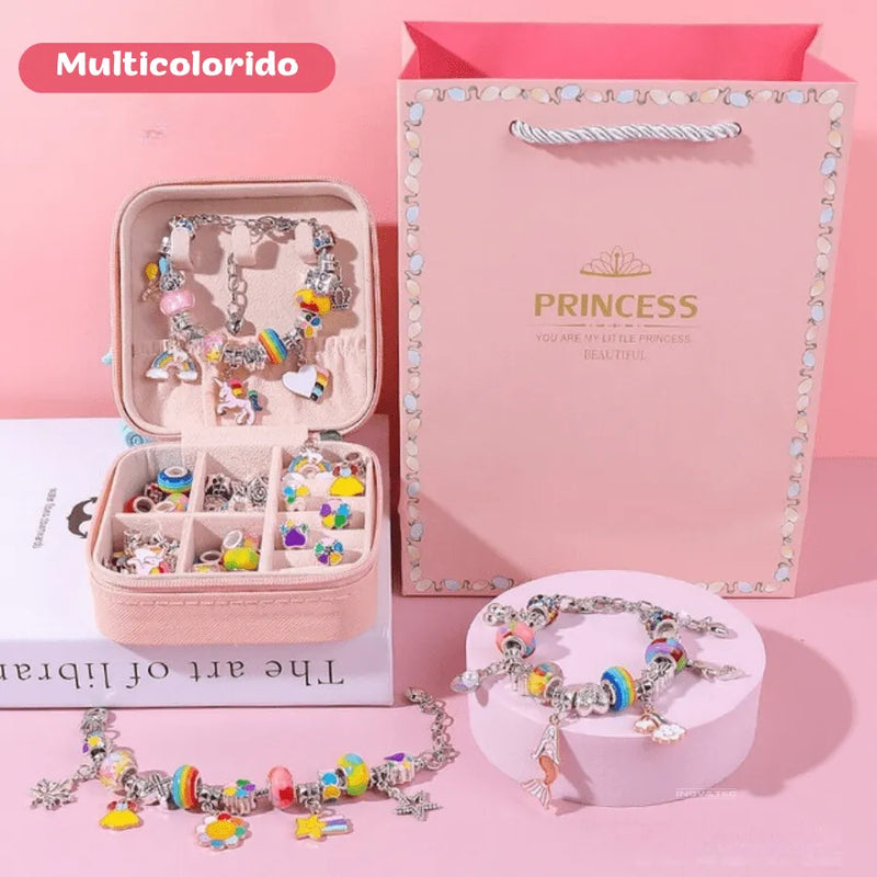 Pulseira Infantil com 64 berloques