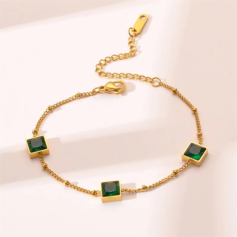 Pulseira Dourada com Esmeralda